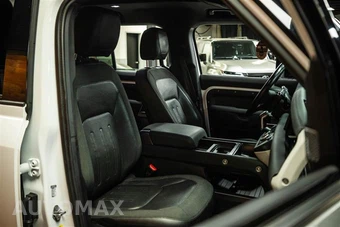 2021 Land Rover Defender 110 S - miniatura 14
