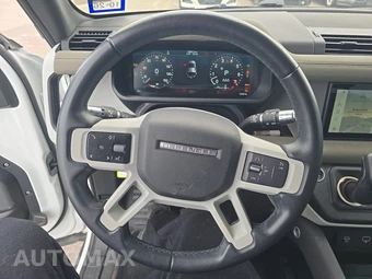 2021 Land Rover Defender 110 SE – miniatura 10