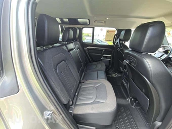 2021 Land Rover Defender 110 SE – miniatura 16