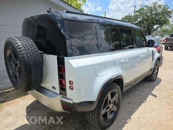 2021 Land Rover Defender 110 SE – miniatura 3