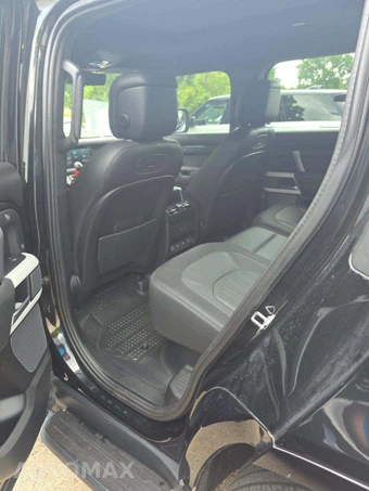 2021 Land Rover Defender 110 X-Dynamic HSE – miniatura 13
