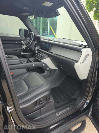 2021 Land Rover Defender 110 X-Dynamic HSE – miniatura 18