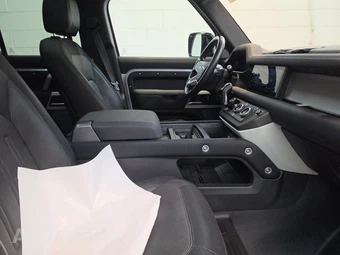 2021 Land Rover Defender 110 X-Dynamic SE - miniatura 8