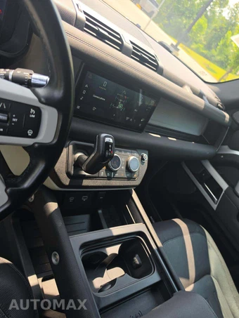 2021 Land Rover Defender 110 X-Dynamic SE - miniatura 9
