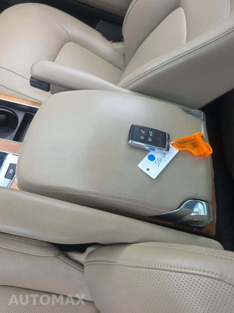 2021 Land Rover Range Rover P525 Westminster – miniatura 8
