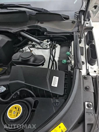 2021 Land Rover Range Rover Sport HSE Dynamic – miniatura 21
