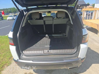 2021 Land Rover Range Rover Sport HSE Silver Edition - miniatura 14