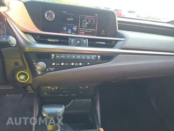 2021 Lexus ES 300h – miniatura 11