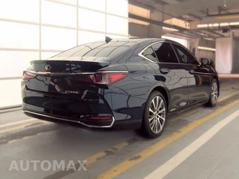 2021 Lexus ES 300h – miniatura 4