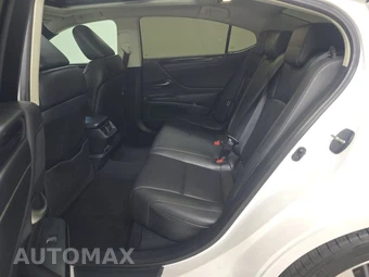 2021 Lexus ES 350 – miniatura 13