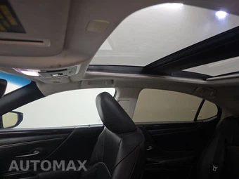 2021 Lexus ES 350 – miniatura 18