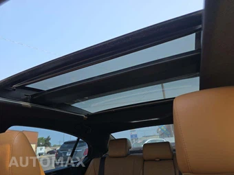 2021 Lexus ES 350 – miniatura 8