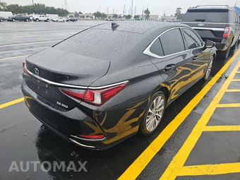 2021 Lexus ES 350 – miniatura 4