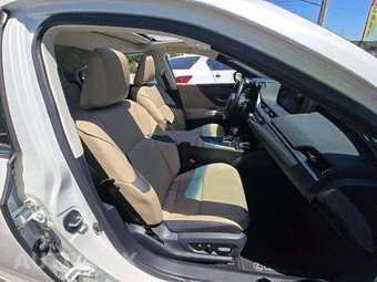 2021 Lexus ES 350 – miniatura 18