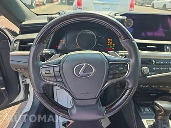 2021 Lexus ES 350 Ultra Luxury - miniatura 10