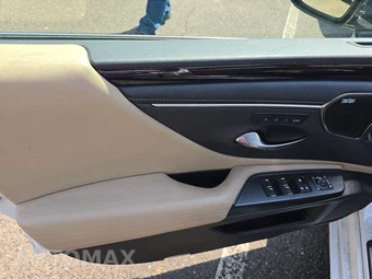 2021 Lexus ES 350 Ultra Luxury - miniatura 9
