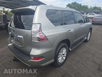 2021 Lexus GX 460 Premium – miniatura 3