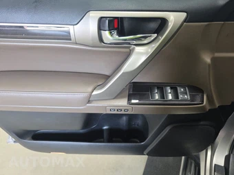 2021 Lexus GX 460 Premium – miniatura 9