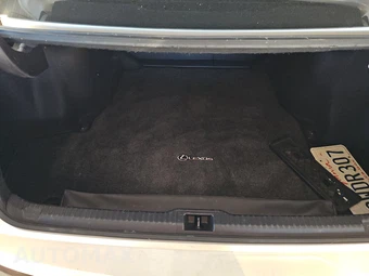 2021 Lexus IS 300 – miniatura 17