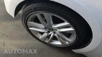 2021 Lexus IS 300 – miniatura 24