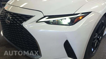 2021 Lexus IS 300 – miniatura 22