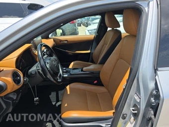 2021 Lexus IS 300 – miniatura 7