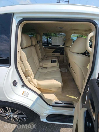 2021 Lexus LX 570 Three-Row - miniatura 14