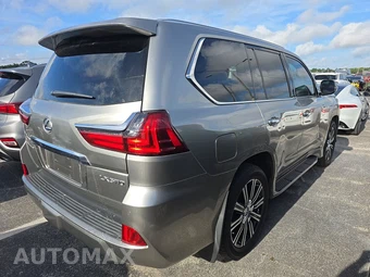 2021 Lexus LX 570 Three-Row - miniatura 4