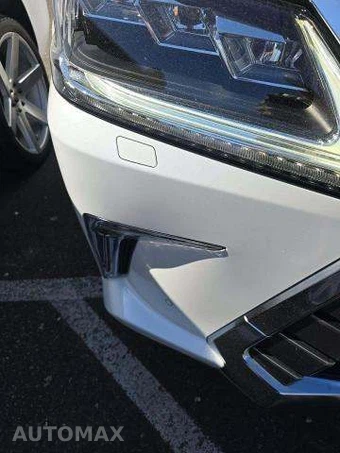 2021 Lexus LX 570 Three-Row