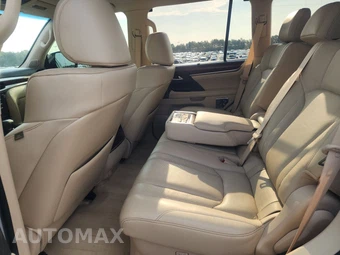 2021 Lexus LX 570 Three-Row – miniatura 13