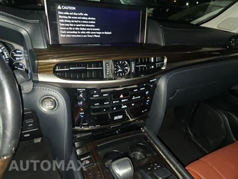 2021 Lexus LX 570 Three-Row - miniatura 11
