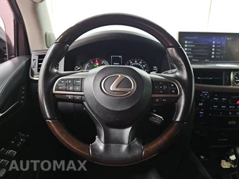 2021 Lexus LX 570 Three-Row - miniatura 10