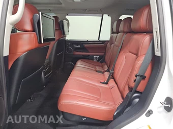 2021 Lexus LX 570 Three-Row - miniatura 13