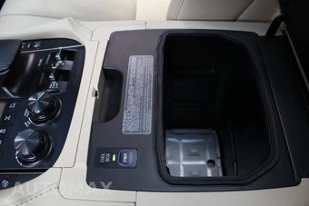 2021 Lexus LX 570 Two-Row – miniatura 68