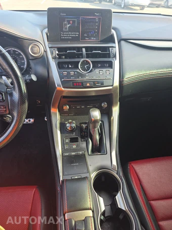 2021 Lexus NX 300 F SPORT - miniatura 17