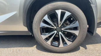 2021 Lexus NX 300 F SPORT - miniatura 19