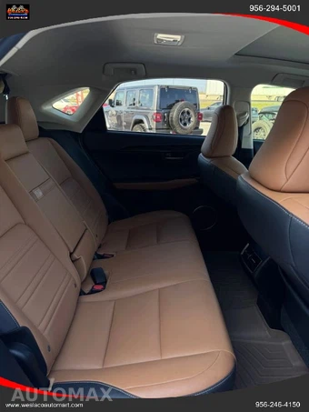 2021 Lexus NX 300 - miniatura 15