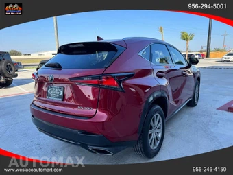2021 Lexus NX 300 - miniatura 6