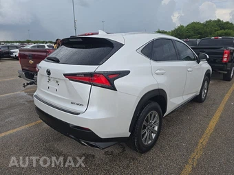 2021 Lexus NX 300 – miniatura 4