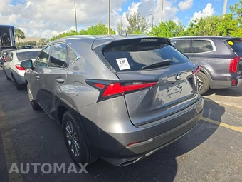 2021 Lexus NX 300 – miniatura 6