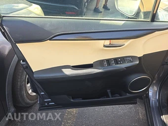 2021 Lexus NX 300 – miniatura 9