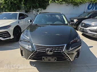 2021 Lexus NX 300 – miniatura 2