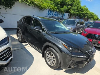 2021 Lexus NX 300 – miniatura 3