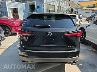 2021 Lexus NX 300 – miniatura 5