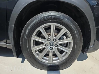 2021 Lexus NX 300 – miniatura 9