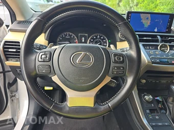 2021 Lexus NX 300 – miniatura 10