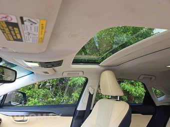 2021 Lexus NX 300 – miniatura 18