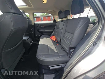 2021 Lexus NX 300 – miniatura 10