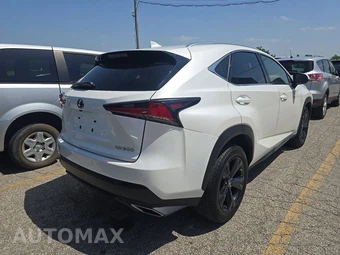 2021 Lexus NX 300 – miniatura 4