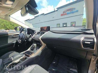 2021 Lexus NX 300h – miniatura 19